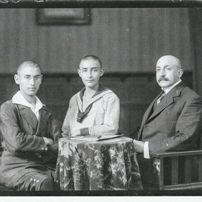 Albert Heichelheim mit Fritz und Arthur
