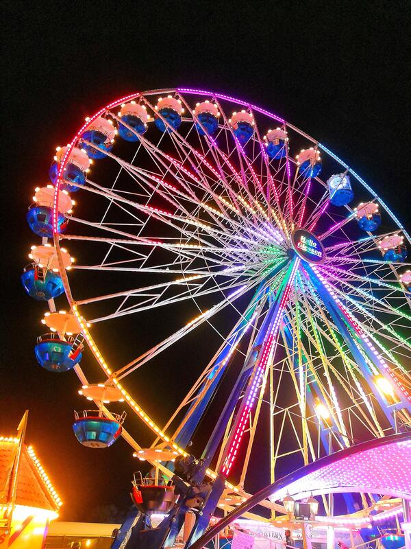 Riesenrad auf der Herbstmesse Gie&szlig;en