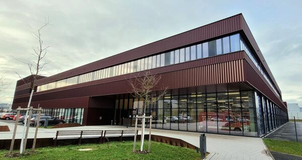Fassade Gefahrenabwehrzentrum Gie&szlig;en