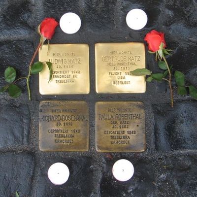 Ludwigstra�e 45 - Stolpersteine