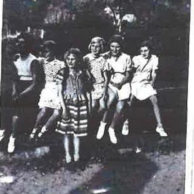 Gruppenfoto mit Traute Siesel, Ellen Hirschmann, Ellen Jacob, Sonja Salomon, Marianne Wendel, Ellen Wenden 1934