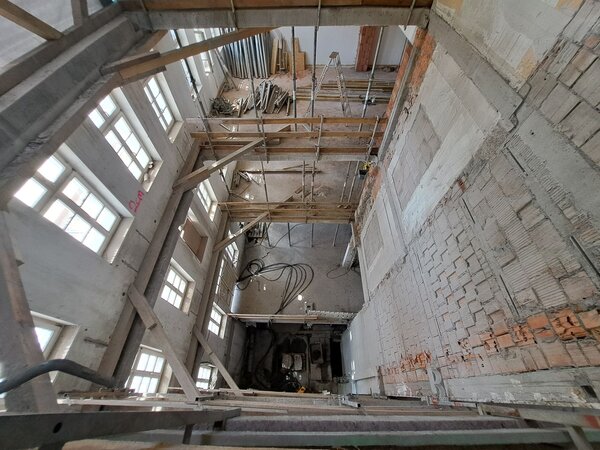 Blick auf die Baustelle des Wallenfels'schen Haus von oben nach unten