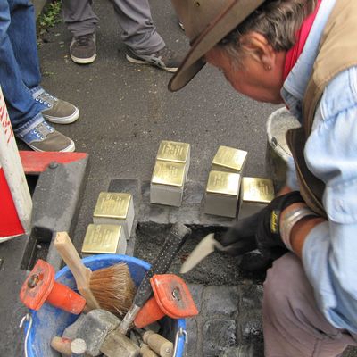 Stephanstra�e 28 - Stolpersteinverlegung                               