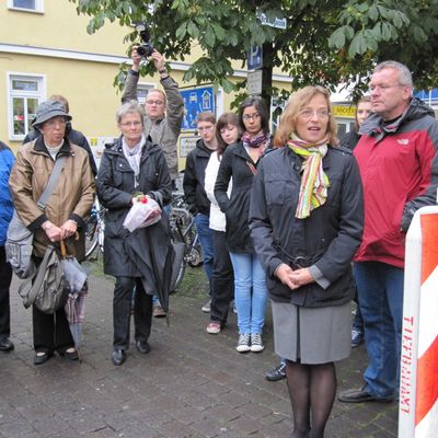 Walltorstra�e 10 - Stolpersteinverlegung                               