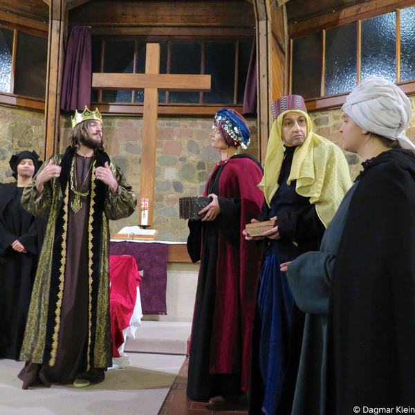 Theaterauffhrung in einer Kirche