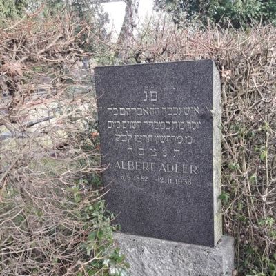 Nordanlage 49 - Grabst�tte Albert Adler