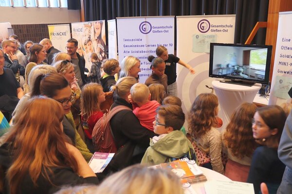 Schulmesse 2025 Besucher