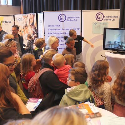 Schulmesse 2025 Besucher