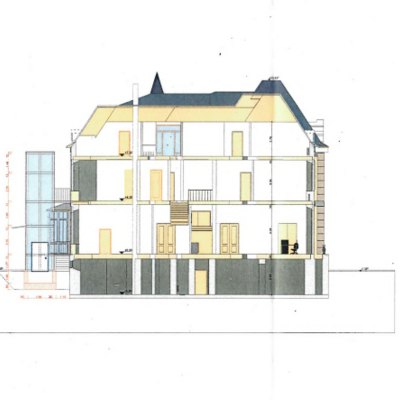 Damit die Villa Leutert k�nftig barrierefrei zug�nglich ist, soll sie sie einen gl�sernen Aufzug erhalten. Die Skizzen verraten bereits jetzt, wie dieser sich in die Fassade einf�gen soll.