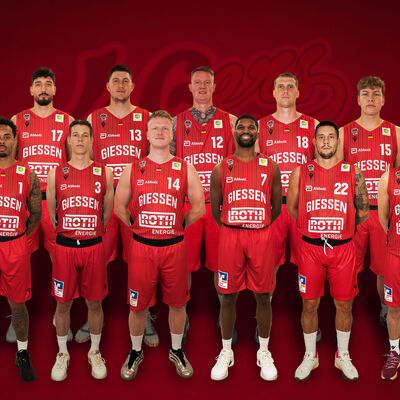 Gie&szlig;en 46ers Mannschaftsfoto Saison 2025-2026
