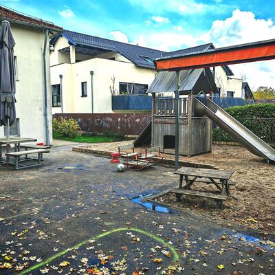 Au�engel�nde Rutsche