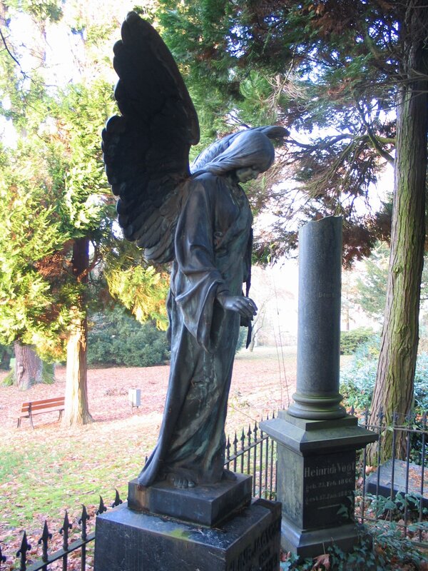 AlterFriedhof_500 jahre stadt und Kulturgesch