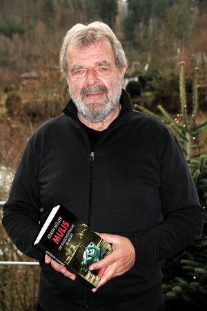 Erwin M&uuml;ller pr&auml;sentiert sein neues Buch "Mulis"
