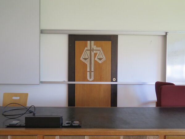 Wilhelm Hugues - Holzschnitzerei T&uuml;r