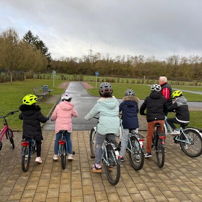 Fahrradkurs f&uuml;r zugewanderte Kinder