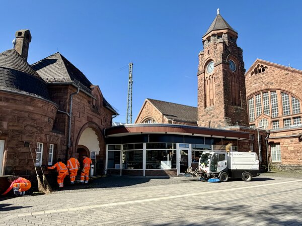 Fr&uuml;hjahrsputz Bahnhof
