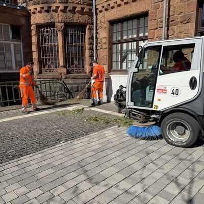 Fr�hjahrsputz Bahnhof