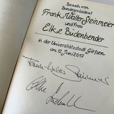 Goldenes Buch - Frank-Walter Steinmeier