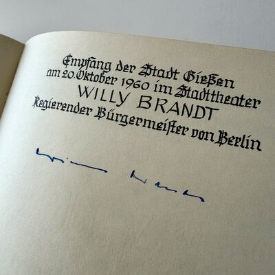 Goldenes Buch - Willy Brandt