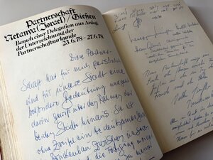 Goldenes Buch - Partnerstadt Netanya