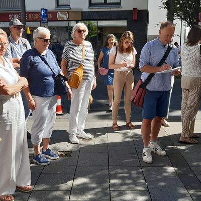 Stolpersteinverlegung Neustadt 7