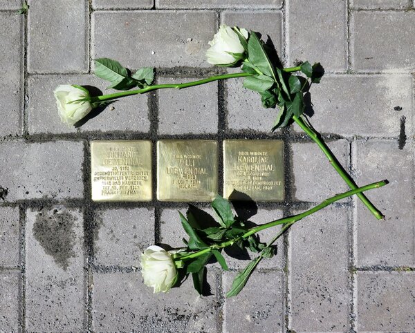 Stolpersteine Bleichstra&szlig;e 30