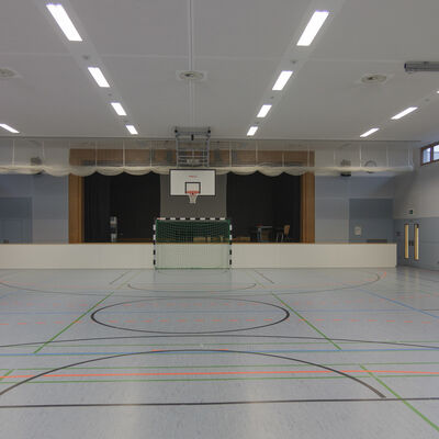 Turnhalle Helmut-von-Bracken-Schule &Uuml;bersicht Breite