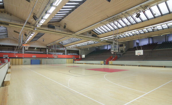 Sporthalle Gie&szlig;en-Ost Innenansicht diagonale &Uuml;bersicht_2020