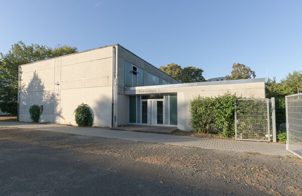 Turnhalle C Herderschule (AvH) Au&szlig;enansicht_2026