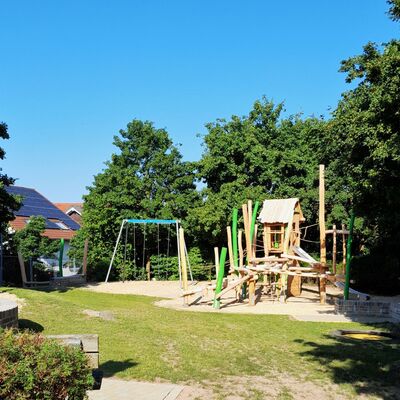 Der Spielplatz Achstattring ist nach der Umgestaltung ab sofort wieder ge�ffnet.