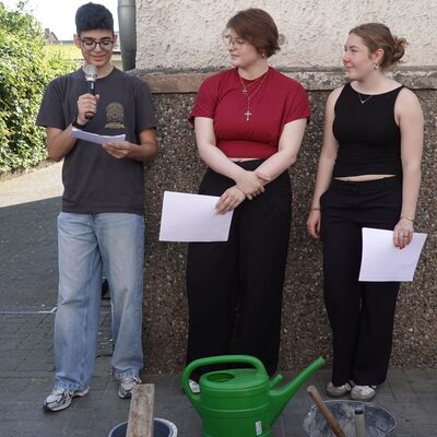 Stolpersteinverlegung Bertha Strau�
