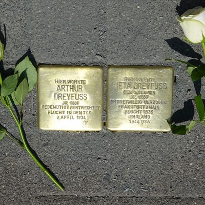 Stolpersteine Arthur und Meta Dreyfu�