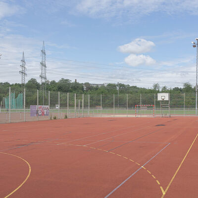 Au&szlig;ensportanlage Weststadion Basketballk&auml;fig