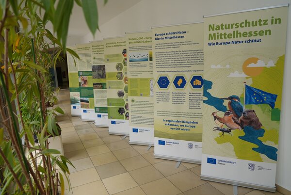 Plakate der Ausstellung "Europa sch&uuml;tzt Natur - hier in Mittelhessen&laquo;