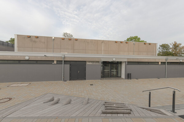 Turnhalle Grundschule Gie&szlig;en-West Au&szlig;enansicht 2026