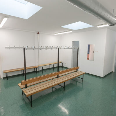 Turnhalle Grundschule Gie&szlig;en-West Umkleide 2026