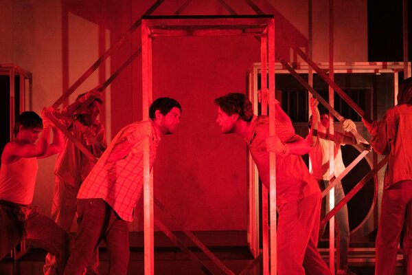 Spielszene im Stadttheater im St&uuml;ck "Jakob der L&uuml;gner"