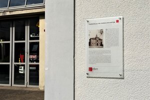 Sporthistorische Erinnerungstafel Turnhalle am Oswaldsgarten
