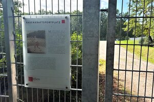 Sporthistorische Erinnerungstafel Rasenkraftsportplatz