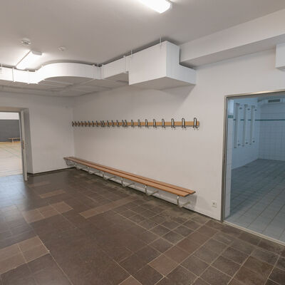 Turnhalle Landgraf-Ludwigs-Gymnasium Umkleide 2026