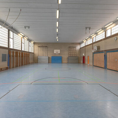Turnhalle Ludwig-Uhland-Schule Ansicht L&auml;nge 2026