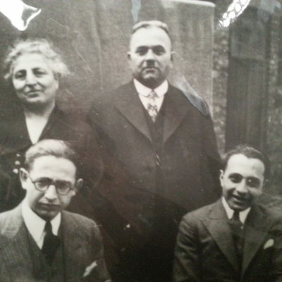 Betty und Ludwig Stern mit den Söhnen Hans und Arthur