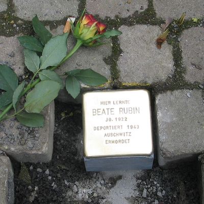 Stolperstein Rubin Ricarda-Huch-Schule