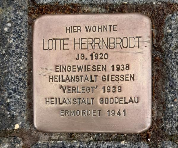 Stolperstein Liselotte Herrnbrodt