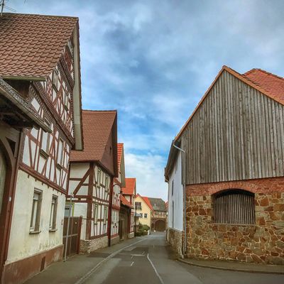 Strae mit Fachwerkhusern in Ltzellinden