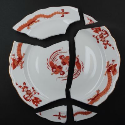 Der Teller whrend der Restaurierung