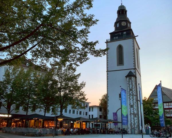 Stadtkirchenturm - Kirchenplatz