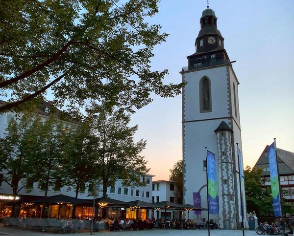 Stadtkirchenturm - Kirchenplatz