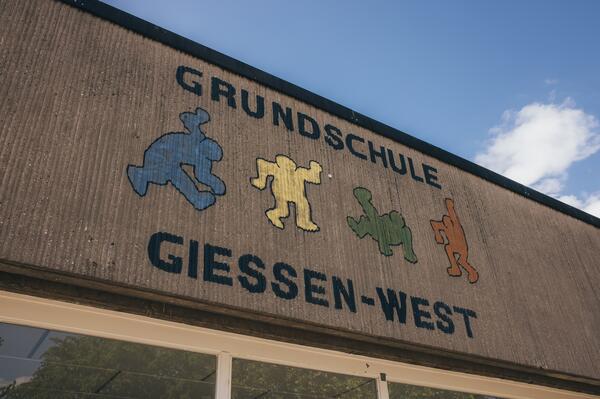 Grundschule-Gieen-West Eingangsbereich