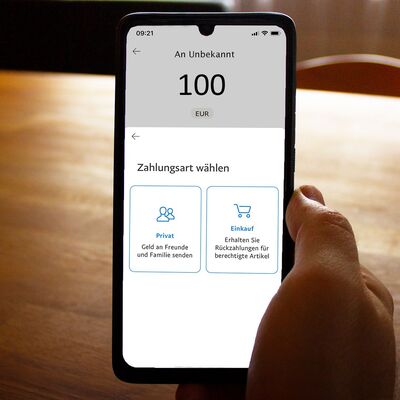 Smartphone mit Online-Bezahlsystem